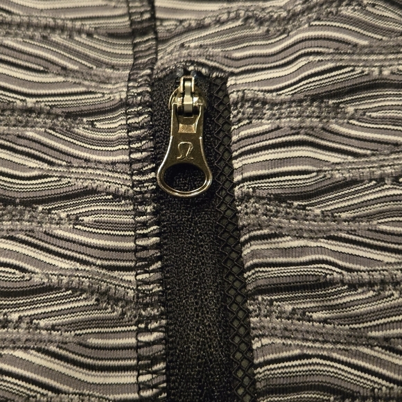 Lululemon Inspire II Tight Legging Black Print Women's Size 6 Luxtreme Run - Picture 5 of 8